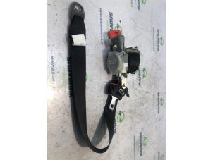 Used Front seatbelt, right Citroen C1 1.0 12V Price € 75,00 Margin scheme offered by Snuverink Autodemontage