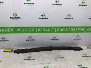 Used Radiator bar Peugeot 108 1.0 12V Price € 40,00 Margin scheme offered by Snuverink Autodemontage