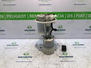 Used Electric fuel pump Peugeot 108 1.0 12V Price € 45,00 Margin scheme offered by Snuverink Autodemontage