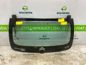Usagé Vitre arrière Citroen C1 1.0 12V Prix € 40,00 Règlement à la marge proposé par Snuverink Autodemontage