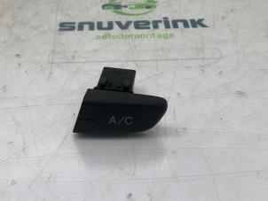 Używane Przelacznik klimatyzacji Citroen C1 1.0 12V Cena € 40,00 Procedura marży oferowane przez Snuverink Autodemontage