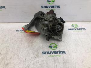 Used Mechanical fuel pump Citroen C4 Cactus (0B/0P) 1.6 Blue Hdi 100 Price € 85,00 Margin scheme offered by Snuverink Autodemontage