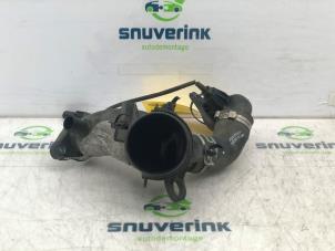 Used Air intake hose Renault Clio IV (5R) 1.5 Energy dCi 90 FAP Price € 35,00 Margin scheme offered by Snuverink Autodemontage