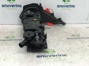 Ventildeckel van een Citroën Berlingo 1.6 Hdi 90 Phase 2 2015