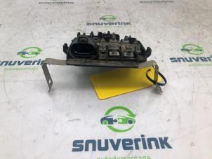 Used Battery pole Renault Kangoo Express (FW) 1.5 dCi 70 Price € 30,00 Margin scheme offered by Snuverink Autodemontage
