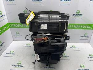 Used Heater housing Renault Clio IV (5R) 1.5 Energy dCi 90 FAP Price € 175,00 Margin scheme offered by Snuverink Autodemontage