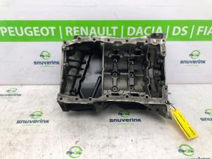 Usados Bandeja de cárter Renault Master IV (FV) 2.3 dCi 100 16V FWD Precio € 114,95 IVA incluido ofrecido por Snuverink Autodemontage