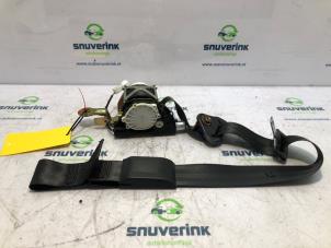 Used Front seatbelt, right Renault Clio III (BR/CR) 1.4 16V Price € 50,00 Margin scheme offered by Snuverink Autodemontage