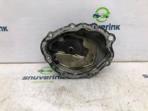 Used Gearbox cover Peugeot 308 (4A/C) 1.6 VTI 16V Price € 40,00 Margin scheme offered by Snuverink Autodemontage
