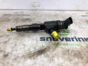 Used Injector (diesel) Peugeot 208 I (CA/CC/CK/CL) 1.6 Blue HDi 100 Price € 45,00 Margin scheme offered by Snuverink Autodemontage