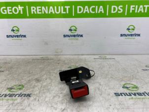 Used Rear seatbelt buckle, right Jeep Compass (MP) 1.4 Multi Air2 16V 4x4 Price € 30,00 Margin scheme offered by Snuverink Autodemontage