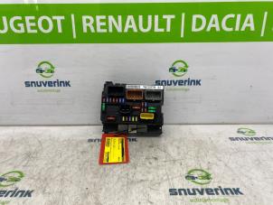 Usagé Porte fusible Citroen C3 (SC) 1.0 Vti 68 12V Prix € 250,00 Règlement à la marge proposé par Snuverink Autodemontage