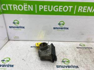 Used Throttle body Renault Twingo II (CN) 1.2 Price € 150,00 Margin scheme offered by Snuverink Autodemontage