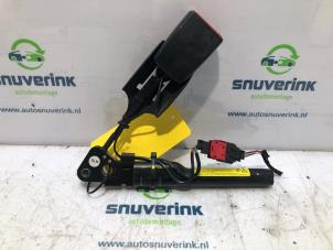 Used Front seatbelt buckle, left Renault Twingo II (CN) 1.2 Price € 150,00 Margin scheme offered by Snuverink Autodemontage