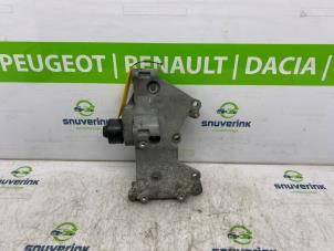 Used Alternator upper bracket Renault Twingo II (CN) 1.2 Price € 160,00 Margin scheme offered by Snuverink Autodemontage