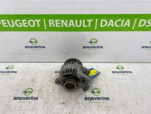 Usagé Alternateur Peugeot 107 1.0 12V Prix € 40,00 Règlement à la marge proposé par Snuverink Autodemontage