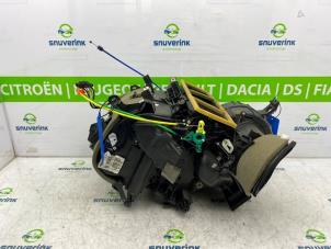 Usagé Boîtier chauffage Peugeot 207/207+ (WA/WC/WM) 1.4 16V Prix € 130,00 Règlement à la marge proposé par Snuverink Autodemontage