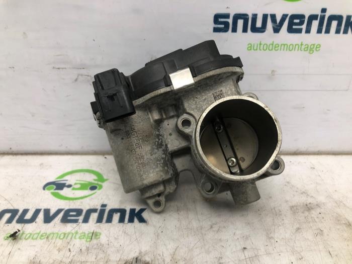 Usagé Boîtier accélérateur Jeep Compass II (MP) 1.4 Multi Air2 16V 4x4 Prix € 65,34 Prix TTC proposé par Snuverink Autodemontage