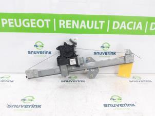 Used Window mechanism 2-door, front left Renault Express 1.5 dCi 75 Price on request offered by Snuverink Autodemontage