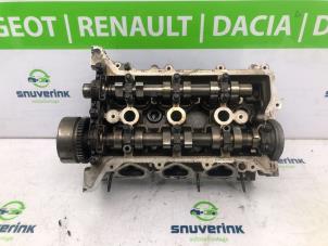 Used Cylinder head Renault Clio Price on request offered by Snuverink Autodemontage