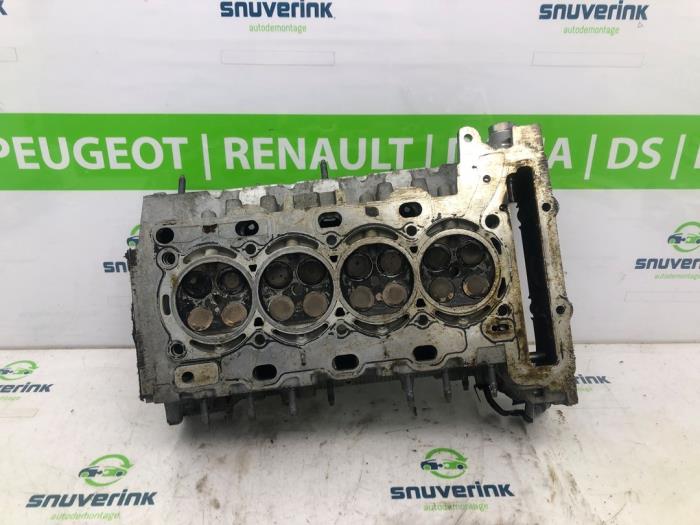 Cylinder head from a Peugeot 207/207+ (WA/WC/WM) 1.6 16V GT THP 2011