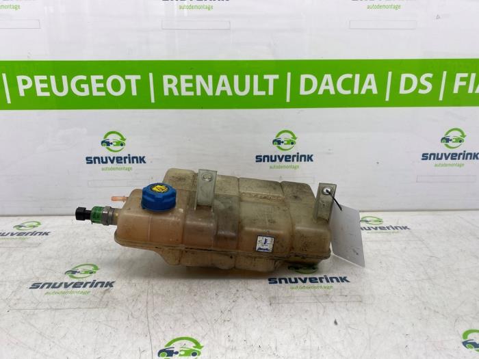 Iveco New Daily 14- Expansion vessels stock | ProxyParts.com