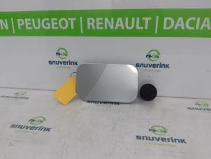 Gebrauchte Tankklappe Renault Express 1.5 dCi 75 Preis auf Anfrage angeboten von Snuverink Autodemontage