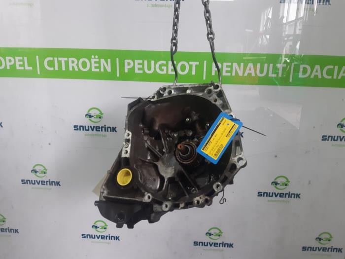 Gebrauchte Getriebe Peugeot 107 1.0 12V Preis € 163,35 Mit Mehrwertsteuer angeboten von Snuverink Autodemontage