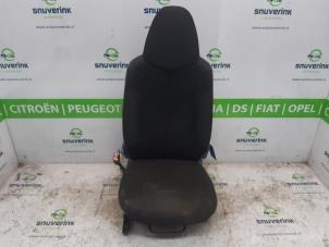 Usagé Siège gauche Peugeot 107 1.0 12V Prix € 70,00 Règlement à la marge proposé par Snuverink Autodemontage