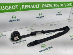 Overhauled Front seatbelt, right Peugeot Boxer (U9) 2.2 HDi 100 Euro 4 Price € 169,40 Inclusive VAT offered by Snuverink Autodemontage