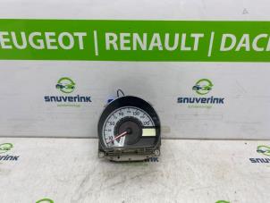 Gebrauchte Instrumentenbrett Peugeot 107 1.0 12V Preis € 80,00 Margenregelung angeboten von Snuverink Autodemontage