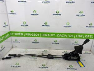 Usagé Levier de vitesse Peugeot 107 1.0 12V Prix € 45,00 Règlement à la marge proposé par Snuverink Autodemontage