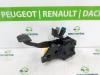 Renault Arkana (RJLL) 1.6 E-Tech 145 16V Pedal de freno