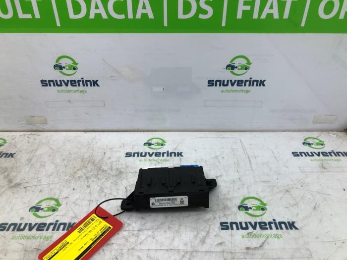 Usagé Ordinateur divers Citroen C4 Picasso (3D/3E) 1.6 e-HDi 115 Prix € 85,50 Règlement à la marge proposé par Snuverink Autodemontage