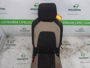 Używane Fotel lewy Citroen C4 Picasso (3D/3E) 1.6 e-HDi 115 Cena na żądanie oferowane przez Snuverink Autodemontage