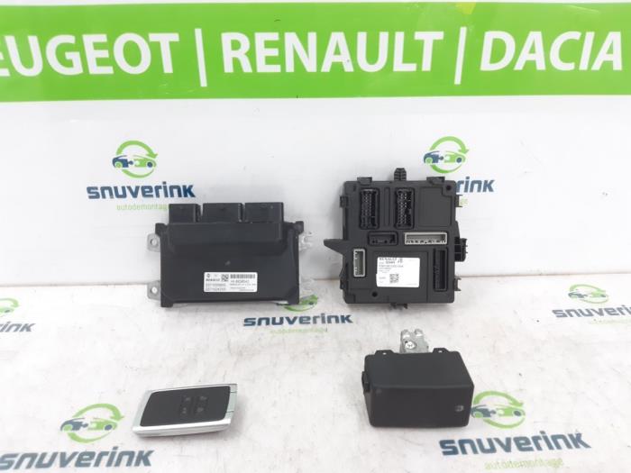 Used Engine management computer Renault Arkana (RJLL) 1.6 E-Tech 145 16V Price € 274,98 Margin scheme offered by Snuverink Autodemontage