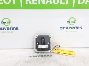 Usagé Ordinateur éclairage Renault Arkana (RJLL) 1.6 E-Tech 145 16V Prix € 50,00 Règlement à la marge proposé par Snuverink Autodemontage
