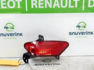 Używane Tylne swiatlo przeciwmgielne Renault Arkana (RJLL) 1.6 E-Tech 145 16V Cena € 175,00 Procedura marży oferowane przez Snuverink Autodemontage