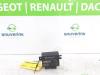 Renault Arkana (RJLL) 1.6 E-Tech 145 16V Módulo de gancho de remolque