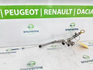Usagé Jauge d'huile Renault Trafic (1FL/2FL/3FL/4FL) 2.0 dCi 16V 120 Prix sur demande proposé par Snuverink Autodemontage