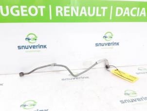 Używane Przewód cisnienia oleju Renault Trafic (1FL/2FL/3FL/4FL) 2.0 dCi 16V 120 Cena na żądanie oferowane przez Snuverink Autodemontage