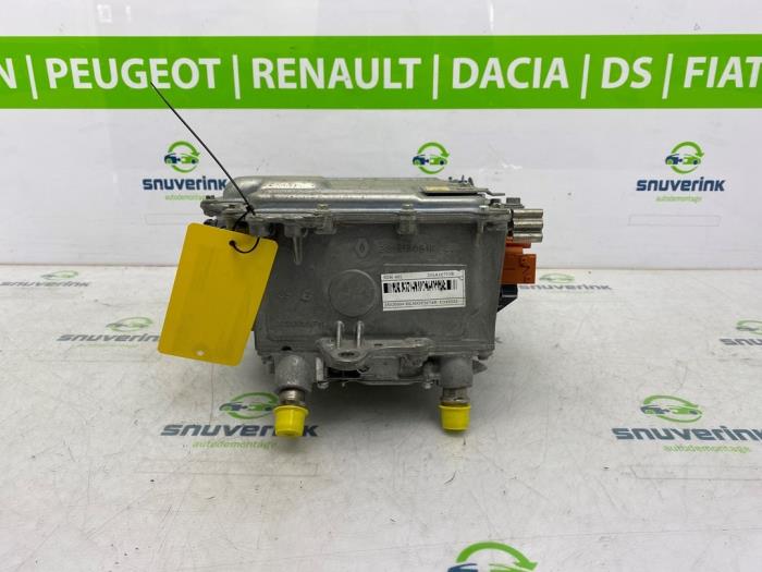 Inverter (Hybrid) from a Renault Arkana (RJLL) 1.6 E-Tech 145 16V 2022