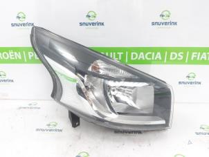 Used Headlight, right Renault Trafic (1FL/2FL/3FL/4FL) 1.6 dCi 90 Price € 211,75 Inclusive VAT offered by Snuverink Autodemontage