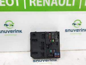 Used Fuse box Renault Kadjar (RFEH) 1.3 TCE 140 FAP 16V Price on request offered by Snuverink Autodemontage