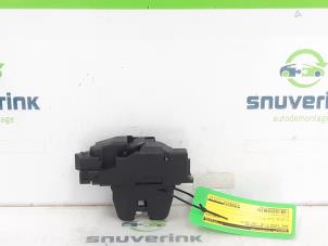 Used Tailgate lock mechanism Opel Corsa F (UB/UH/UP) 1.2 12V 75 Price € 25,00 Margin scheme offered by Snuverink Autodemontage