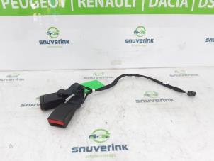 Used Rear seatbelt buckle, right Opel Corsa F (UB/UH/UP) 1.2 12V 75 Price € 40,00 Margin scheme offered by Snuverink Autodemontage