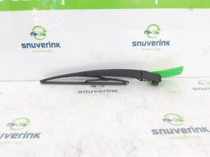 Used Rear wiper arm Opel Corsa F (UB/UH/UP) 1.2 12V 75 Price € 30,00 Margin scheme offered by Snuverink Autodemontage