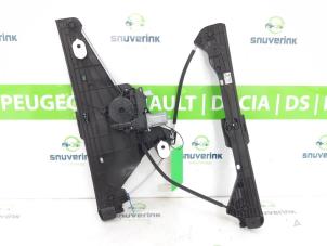 Used Window mechanism 4-door, front left Opel Corsa F (UB/UH/UP) 1.2 12V 75 Price € 100,00 Margin scheme offered by Snuverink Autodemontage