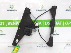 Used Window mechanism 4-door, front right Opel Corsa F (UB/UH/UP) 1.2 12V 75 Price € 100,00 Margin scheme offered by Snuverink Autodemontage