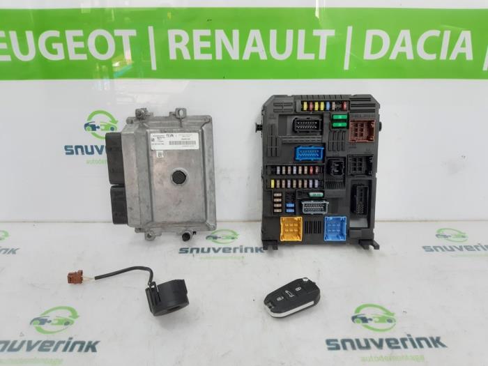 Used Engine management computer Opel Corsa F (UB/UH/UP) 1.2 12V 75 Price € 325,00 Margin scheme offered by Snuverink Autodemontage